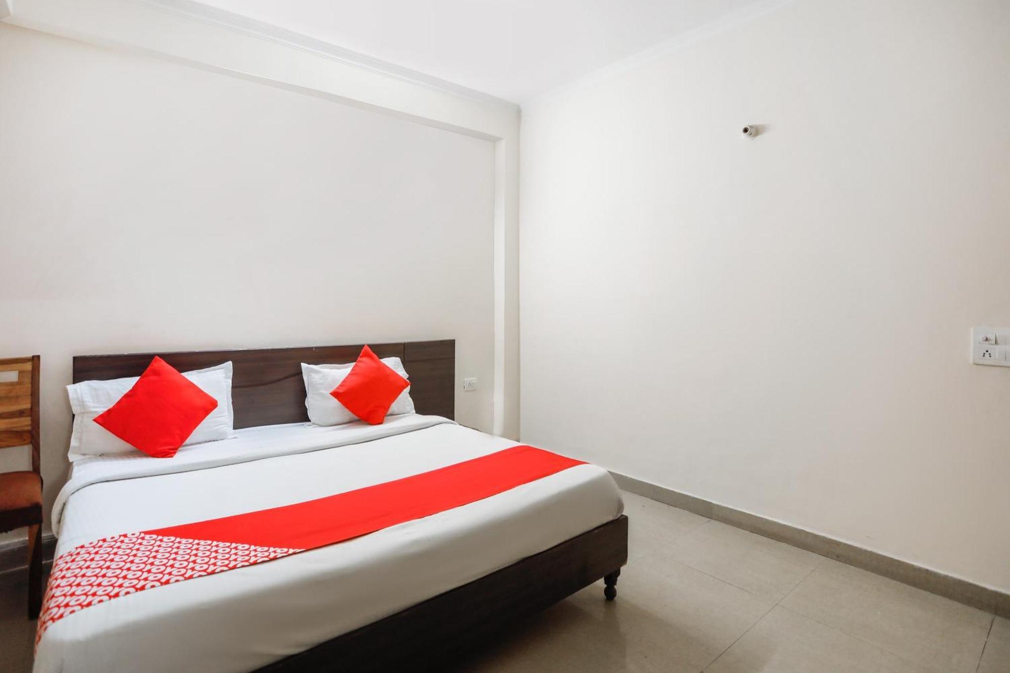 Hotel O Av Residency Near Botanic Garden Of Indian Republic Noida Extérieur photo